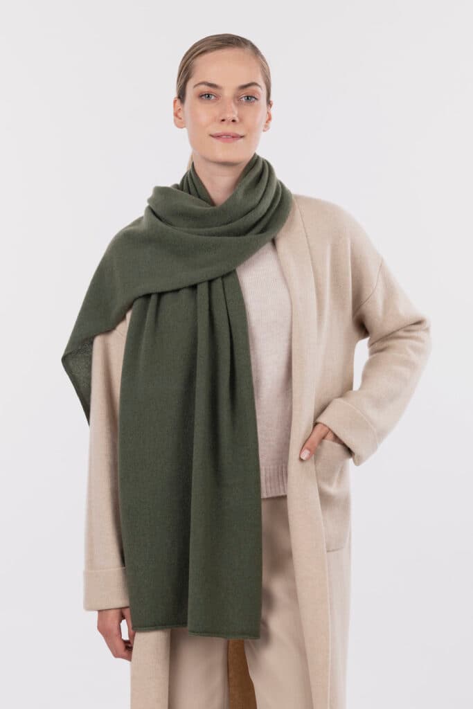 Sciarpa con bordo vivo