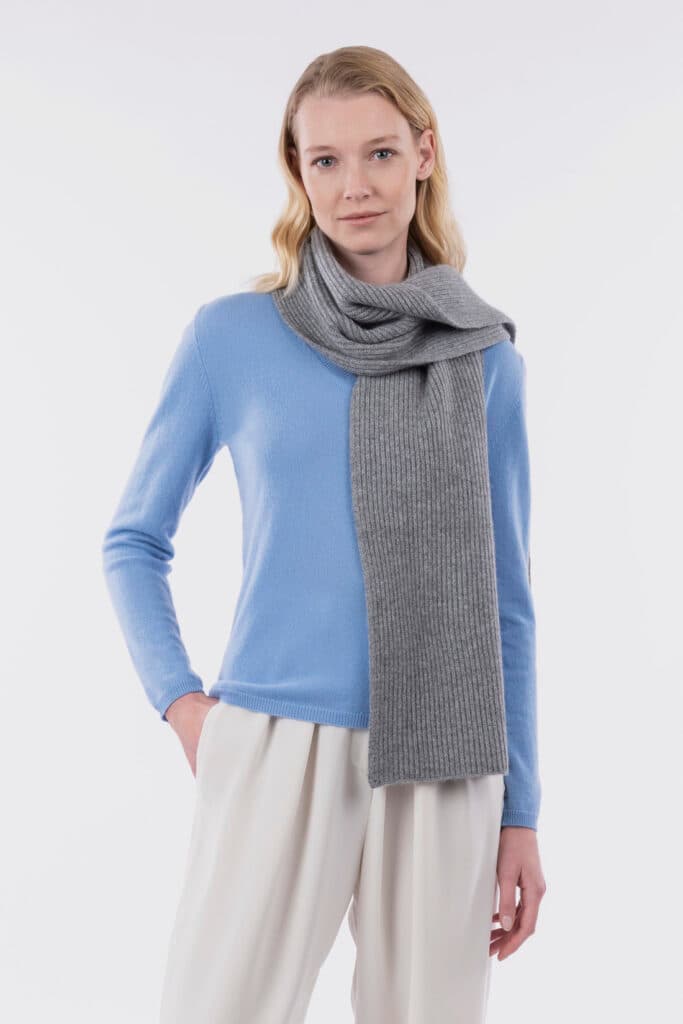 English rib-knit scarf