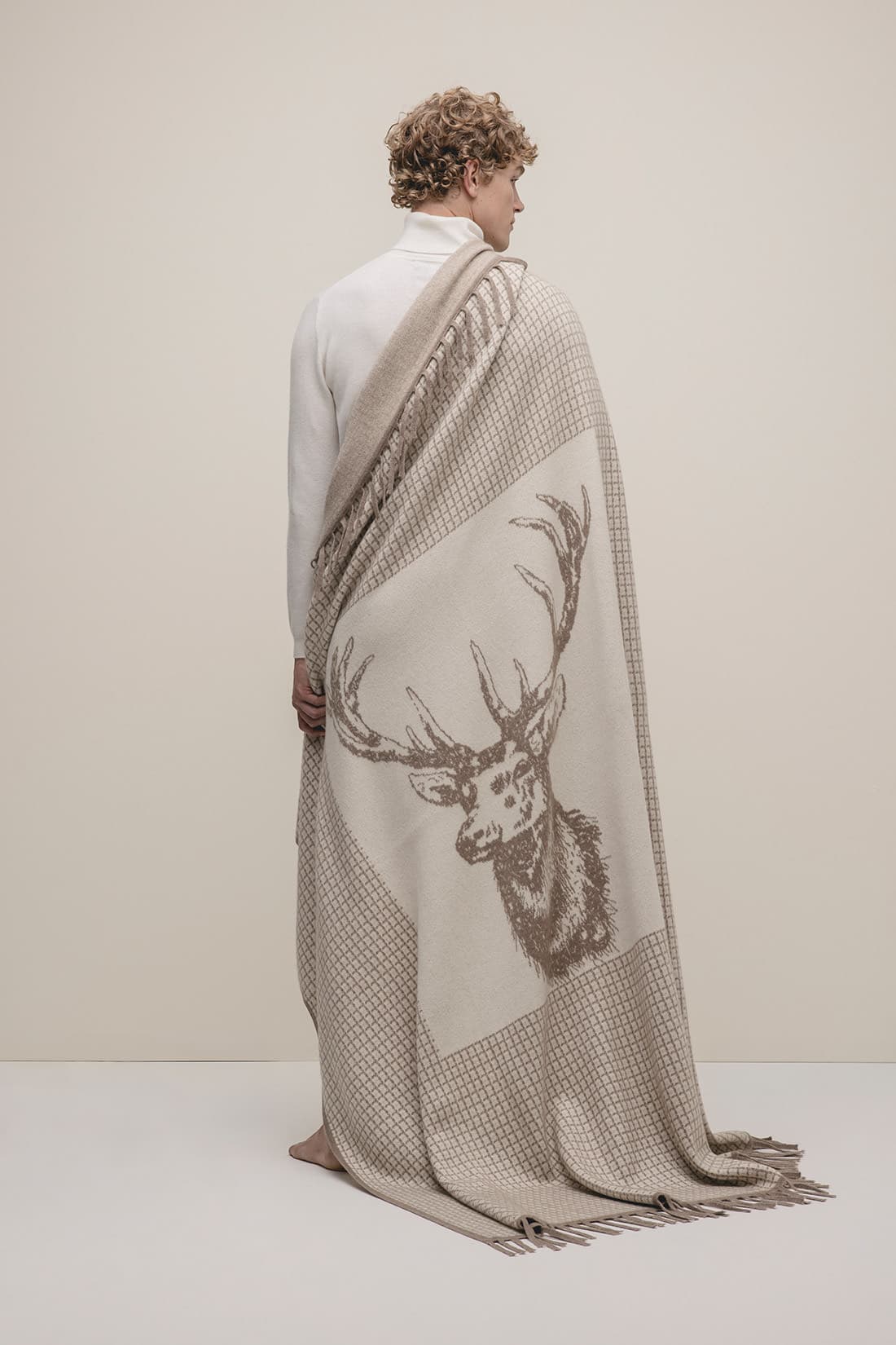 Stag Jacquard Cashmere Blanket 180 x 150 cm