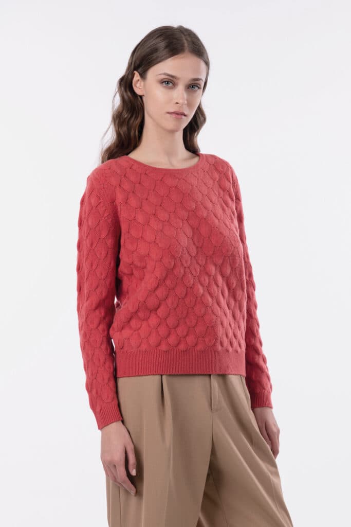 Raised weave pullover