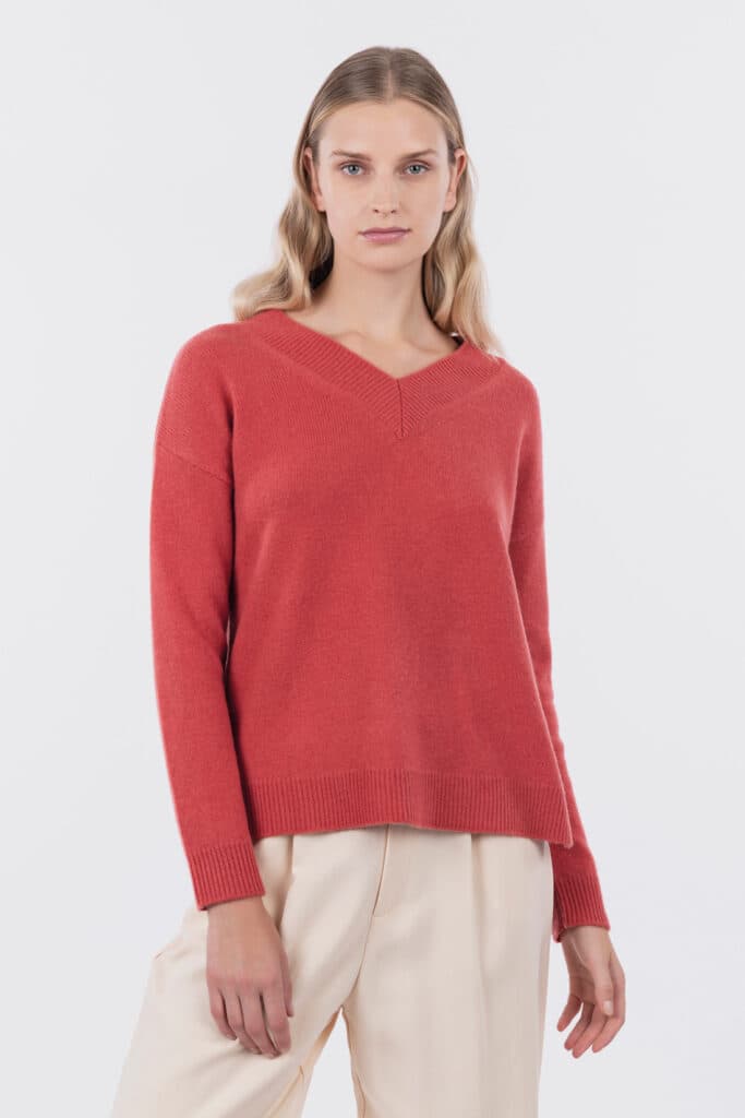 Oversize V neck with splits