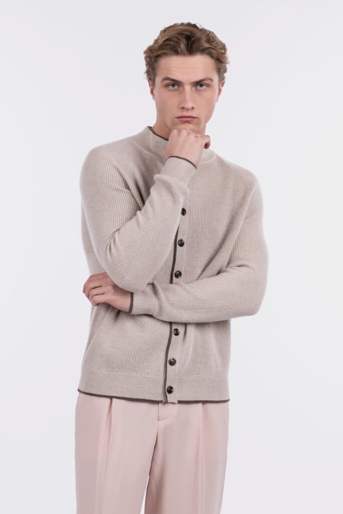 Cardigan costa inglese