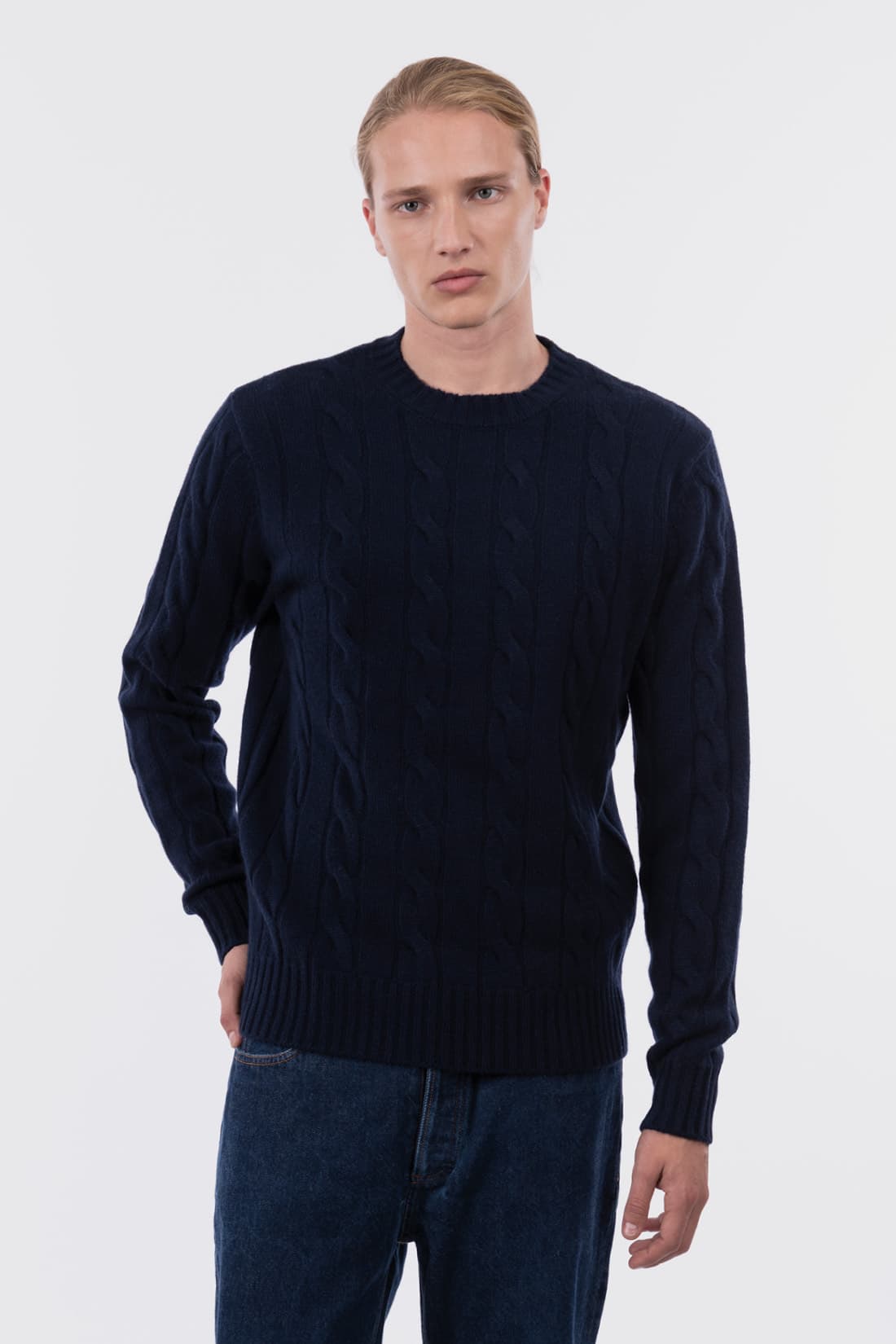 Pullover mit Zopfmuster