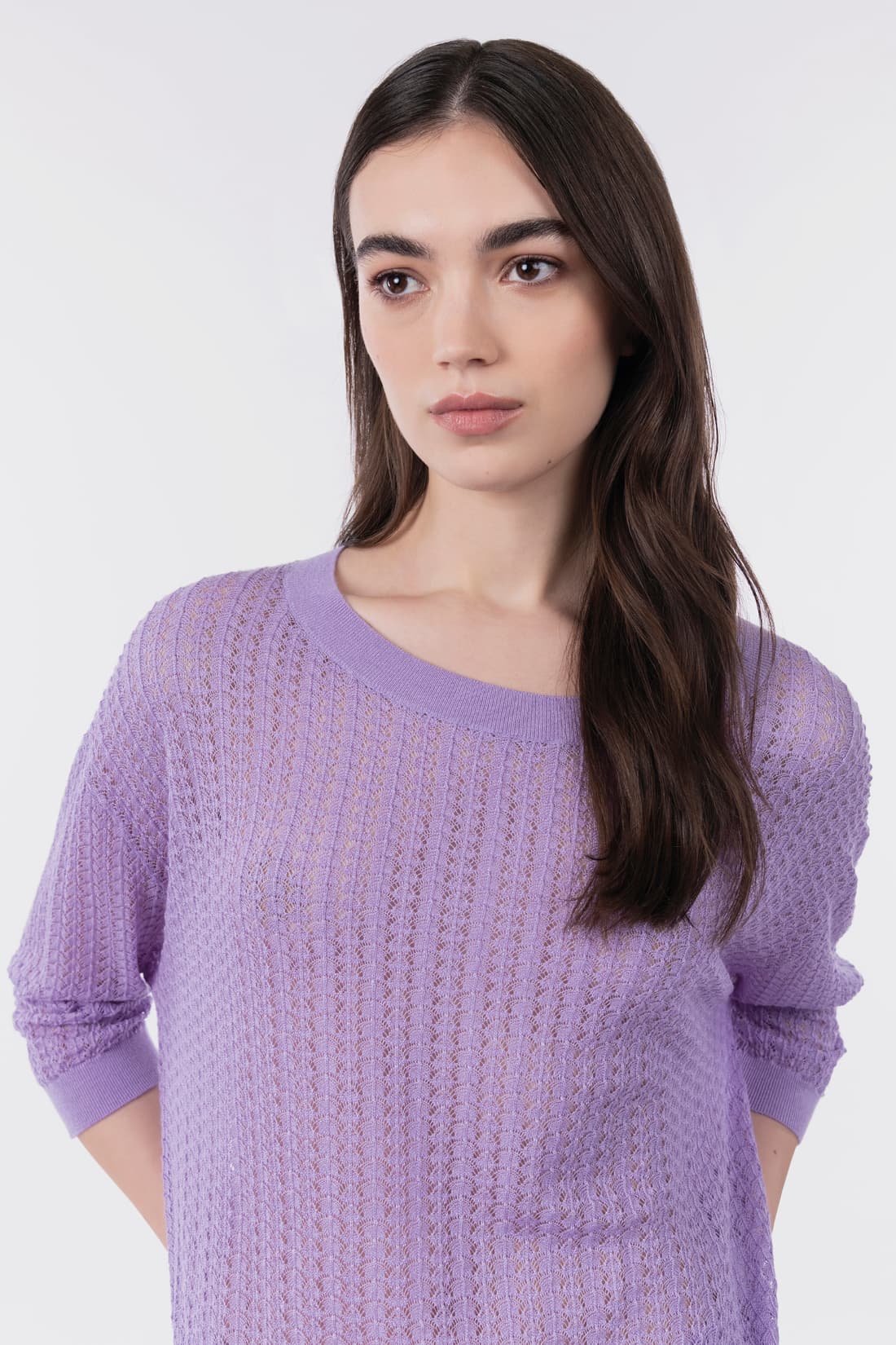 Feinstrick-Lochmusterpullover