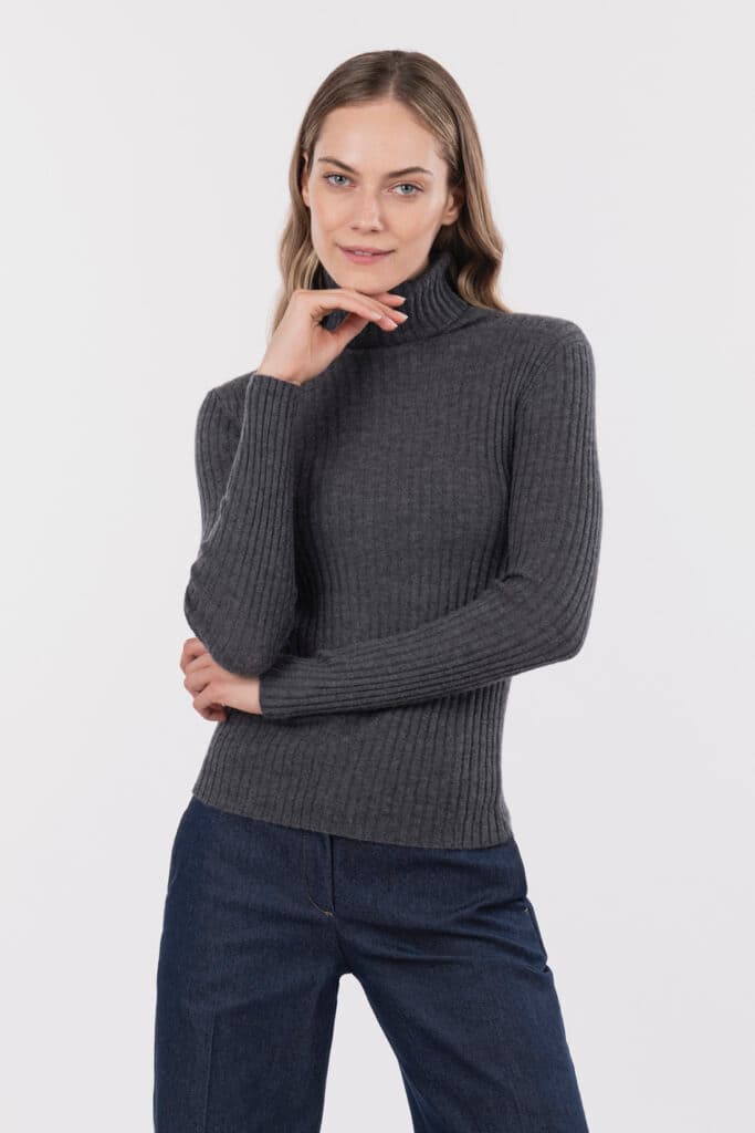 Baby cashmere turtleneck