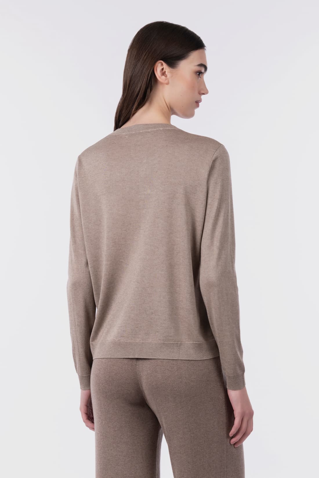 Crew neck pullover