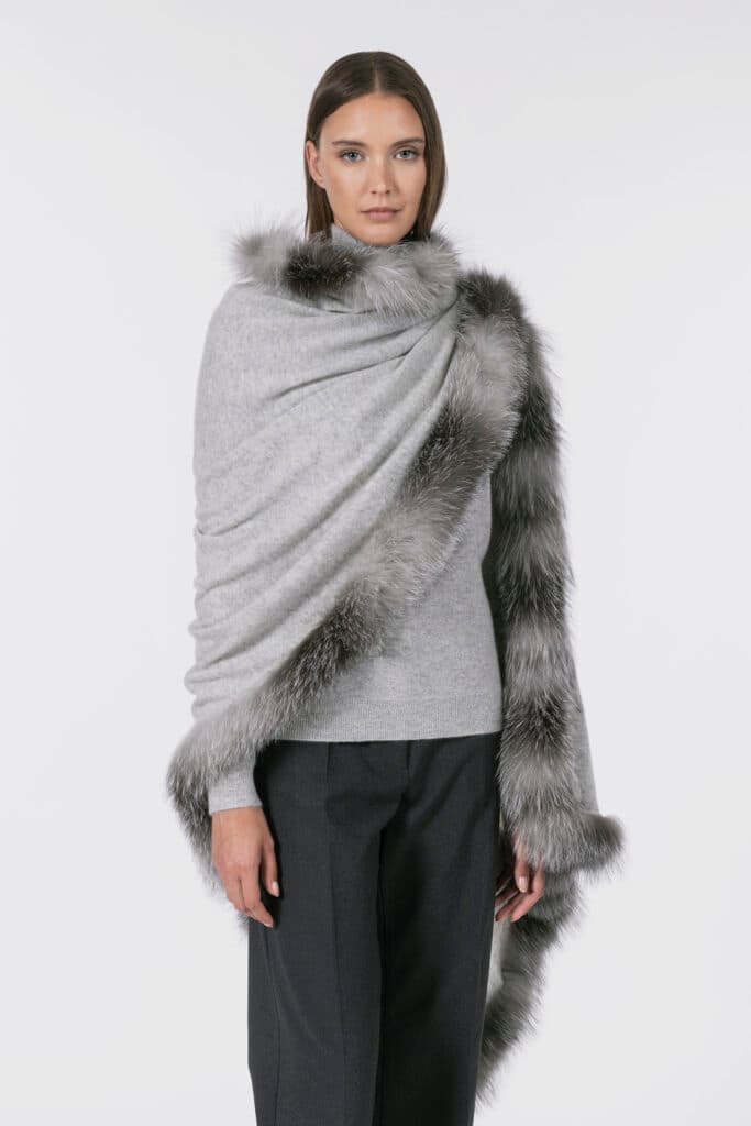 Pure Cashmere Stole with Fox Fur Trim 200 x 75 cm