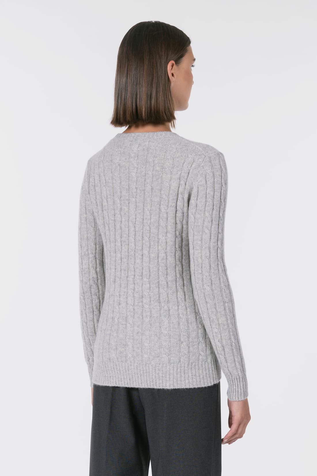 Cable-knit crew neck