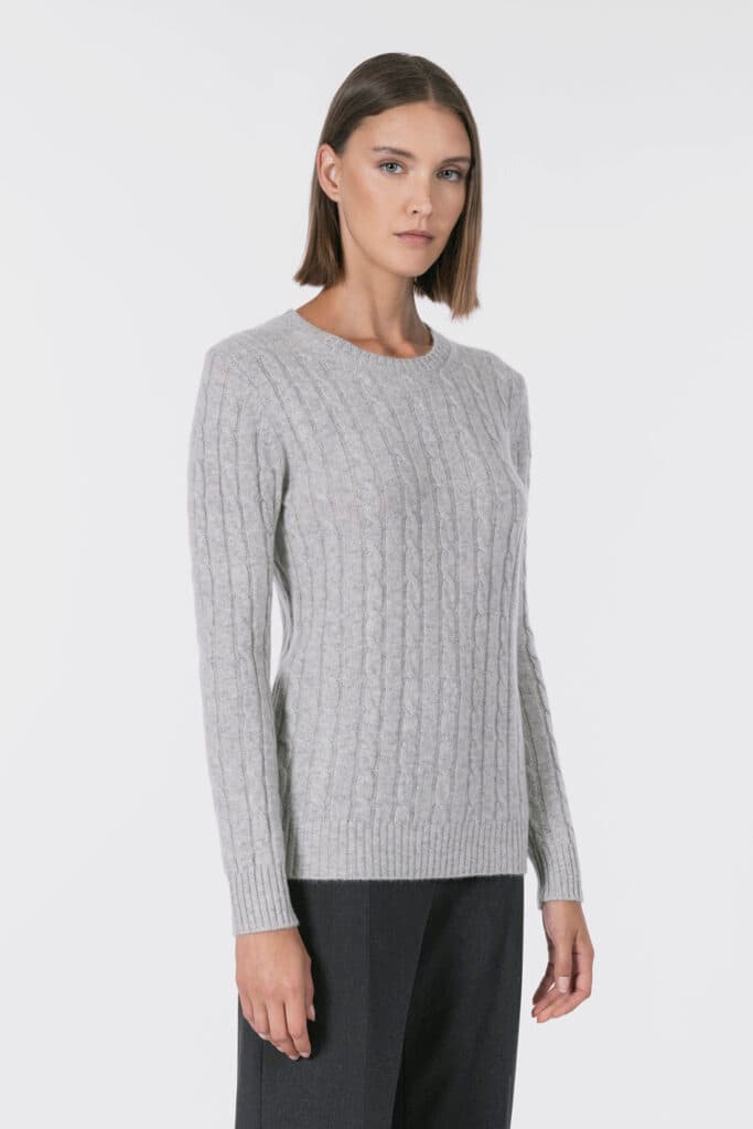 Cable-knit crew neck