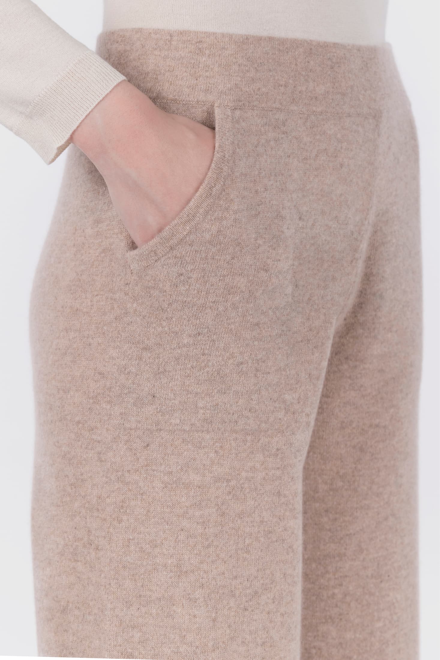 Wide-Leg Trousers with Pockets
